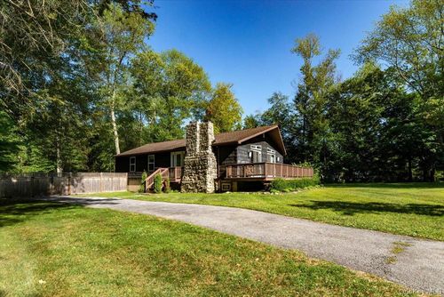 62 Alary Rd, Lagrangeville, NY, 12540-6307 | Card Image