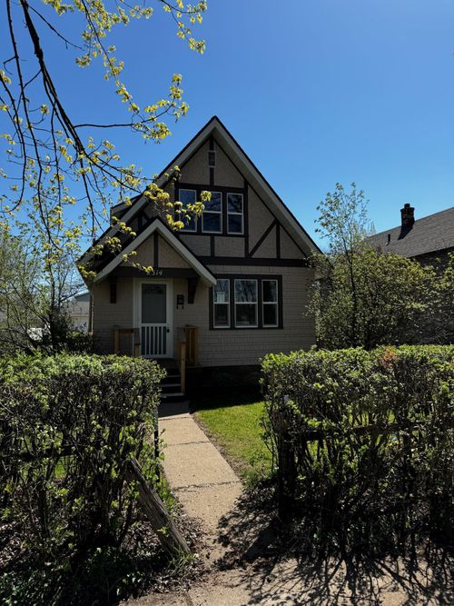 2314 5th Ave W, Hibbing, MN, 55746-1530 | Card Image