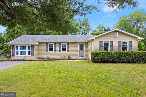 469 Flock Rd, Hamilton, NJ, 08619-1407 | Card Image