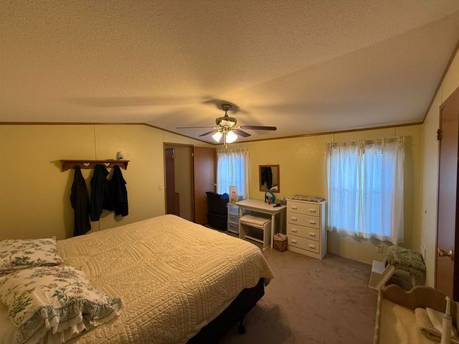 29 - 1930 Hideaway Hills Ln, Home with 2 bedrooms, 2 bathrooms and null parking in Lansing IA | Image 9