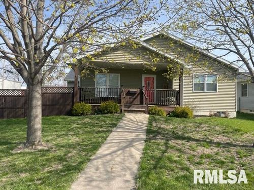 208 E 1st St, Tipton, IA, 52772-1855 | Card Image