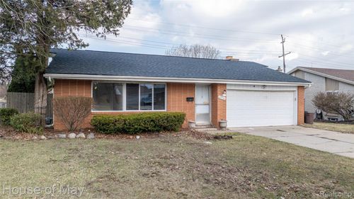 27840 Larkmoor St, Southfield, MI, 48076-4976 | Card Image