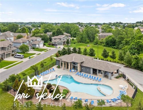 1505 Sw Georgetown Dr, Lee's Summit, MO, 64082 | Card Image