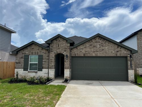 5118 Hunters Trl, Fresno, TX, 77545-1635 | Card Image
