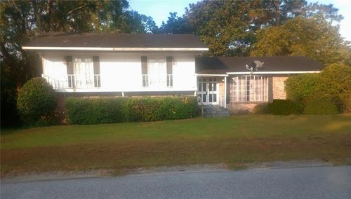 229 W Baratara Dr, Chickasaw, AL, 36611-1116 | Card Image
