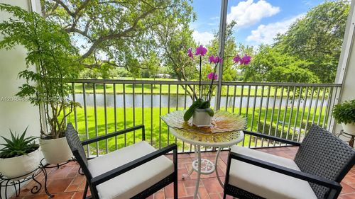 206d-1151 Sw 128th Ter, Pembroke Pines, FL, 33027-4015 | Card Image