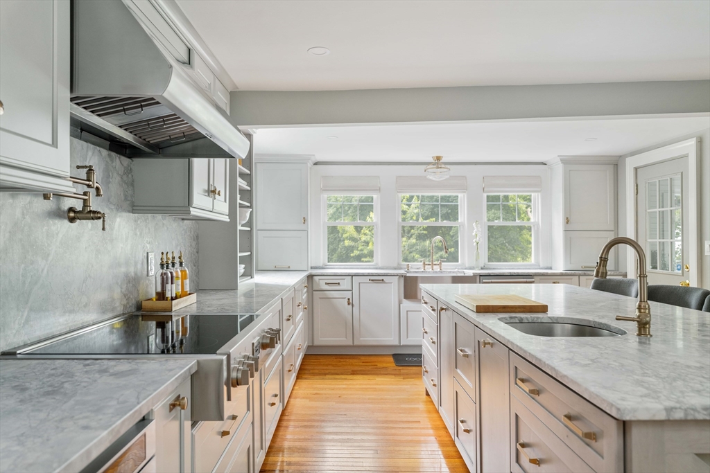 Bartlett St, Chelmsford, MA 01824