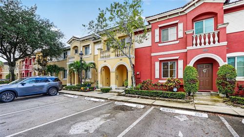 8926 Sw 19th St, Miramar, FL, 33025 | Card Image