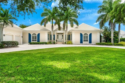 331 Westwind Ct, Vero Beach, FL, 32963-9512 | Card Image
