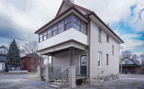 42 Ritson Rd S, Oshawa, ON, L1H5G9 | Card Image