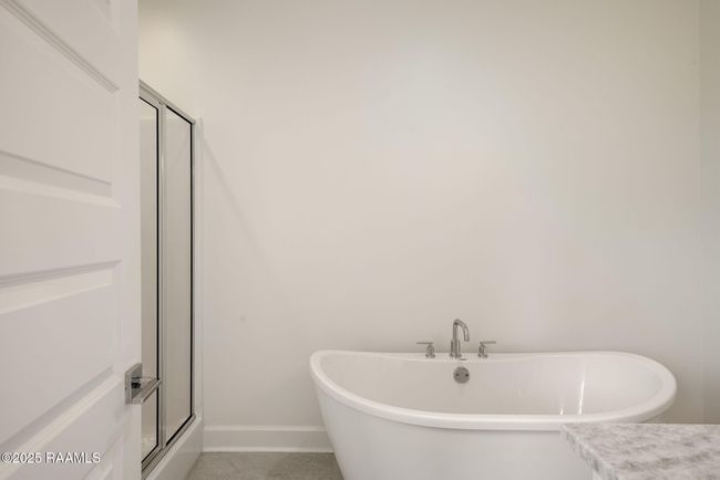 30-web-or-mls-1510 Kaliste Saloom Rd-30 | Image 13