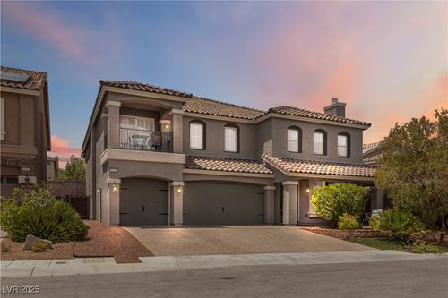 8275 Old Creek Ranch St, Las Vegas, NV, 89139-7207 | Card Image
