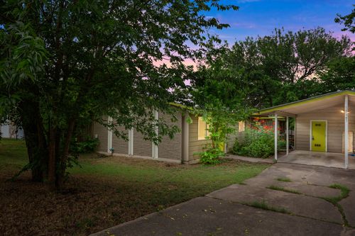 a-2021 Wheless Ln, Austin, TX, 78723-1948 | Card Image