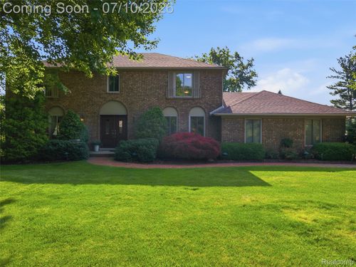 28854 Eton Gln, Farmington Hills, MI, 48331-2649 | Card Image