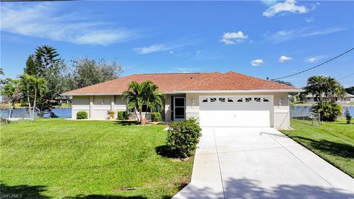 8313 Coral Dr, FORT MYERS, FL, 33967 | Card Image