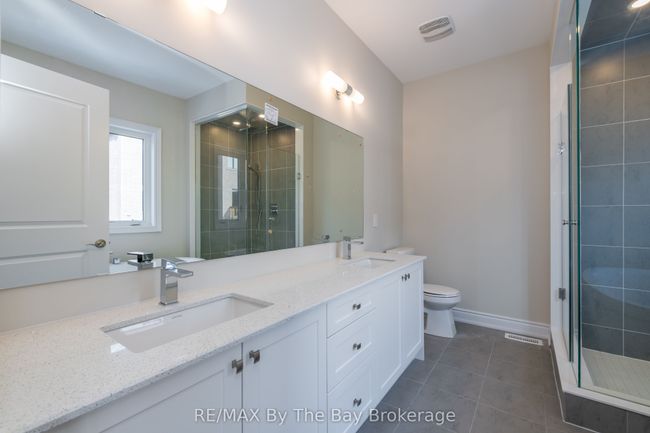 3 Periwinkle Rd, House other with 4 bedrooms, 4 bathrooms and 4 parking in Springwater ON | Image 15