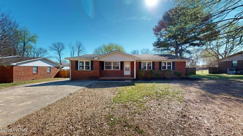 94 Steve Dr, Dyersburg, TN, 38024-6838 | Card Image