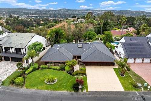 27121 Shenandoah Dr, Laguna Hills, CA, 92653-5842 | Card Image