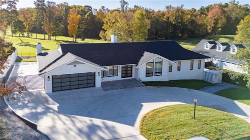 700 Waycross Dr, Greensboro, NC, 27410-6060 | Card Image