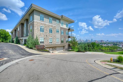 12-1130 Shavano Dr, Covington, KY, 41011-1535 | Card Image