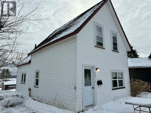 408 Green St, Miramichi, NB, E1V1T4 | Card Image
