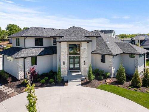 11201 W 169th St, Overland Park, KS, 66221 | Card Image