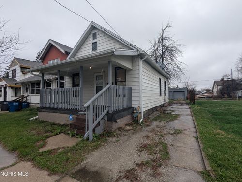703 Ashwood Ave, Toledo, OH, 43608-2528 | Card Image