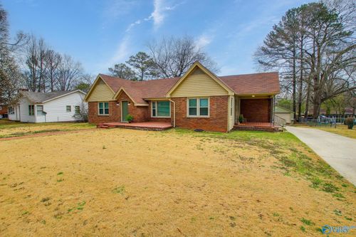 706 Somerville Rd Se, Decatur, AL, 35601-3224 | Card Image