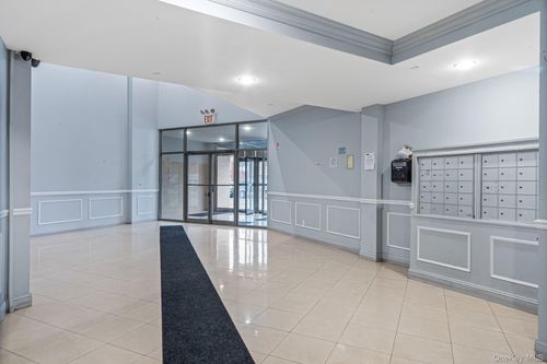 3a-8115 Queens Blvd, Elmhurst, NY, 11373-3776 | Card Image