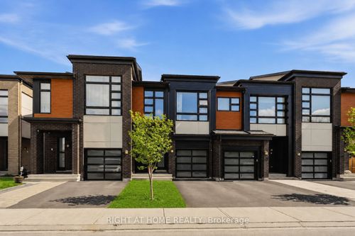 424 Markdale Terr, Gloucester, ON, K1X0B2 | Card Image