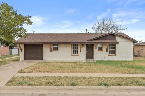1901 Hudson Ave, Midland, TX, 79705-7002 | Card Image