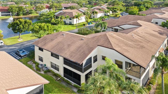 3258 Jog Park Dr, Condo with 2 bedrooms, 2 bathrooms and null parking in Greenacres FL | Image 25