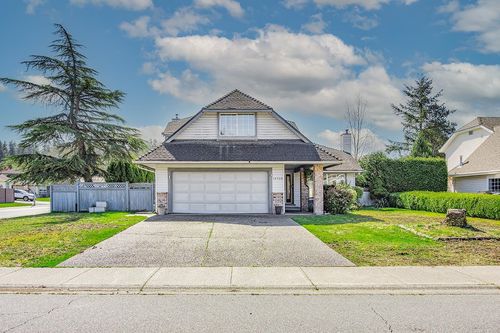19798 34a Ave, Langley, BC, V3A7W6 | Card Image