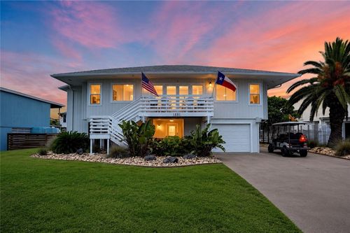1881 Bay Shore Dr, Rockport, TX, 78382-3758 | Card Image