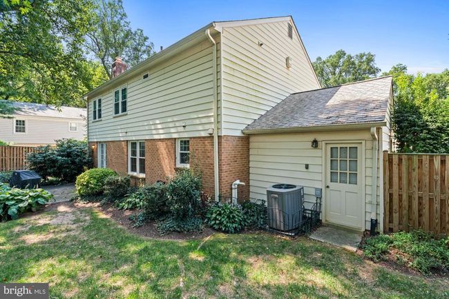 2 Stevenage Cir, House other with 5 bedrooms, 3 bathrooms and null parking in ROCKVILLE MD | Image 70