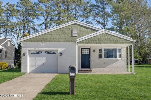 2 San Carlos Ct, Toms River, NJ, 08757-6160 | Card Image