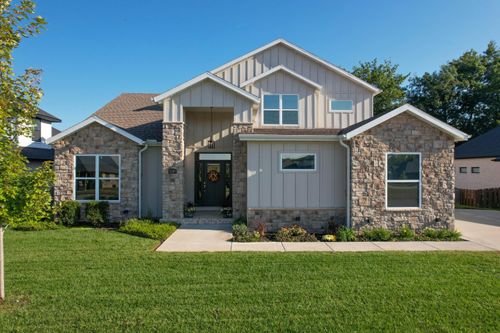 1049 E Siler Pkwy, Springfield, MO, 65810-3801 | Card Image