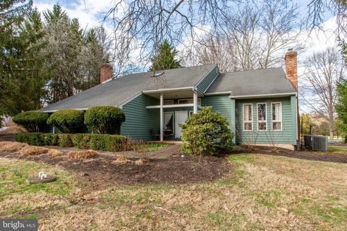 3022 Comfort Rd, NEW HOPE, PA, 18938-5622 | Card Image