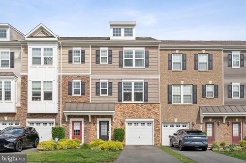 6184 Camerons Ferry Dr, HAYMARKET, VA, 20169-3333 | Card Image