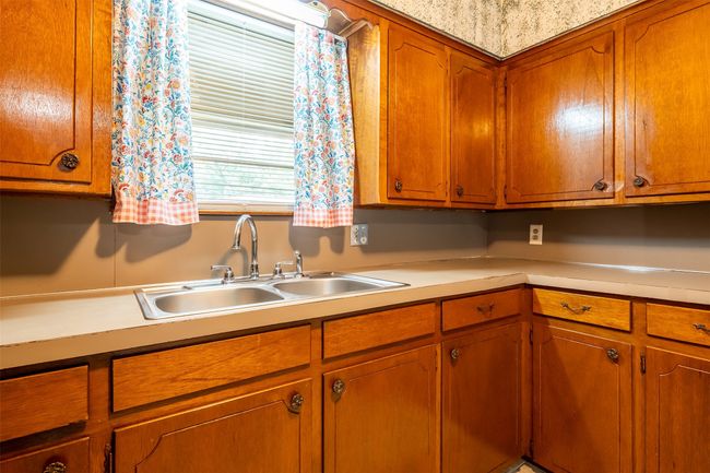 1361 Shady Ln, House other with 3 bedrooms, 2 bathrooms and null parking in Canton TX | Image 8