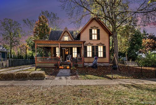 139 Tillson St, Romeo, MI, 48065-5154 | Card Image