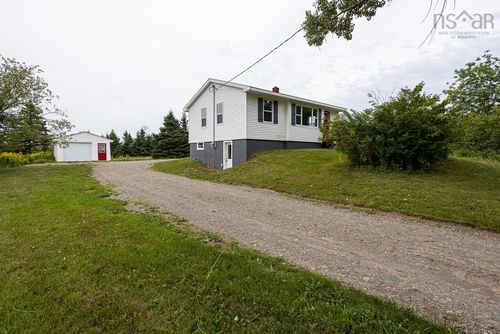 341 Warwick Mountain Rd, Warwick Mountain, NS, B0K1V0 | Card Image