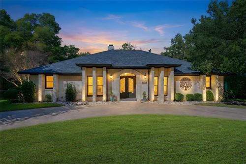 1005 S Denton St, Gainesville, TX, 76240-5610 | Card Image