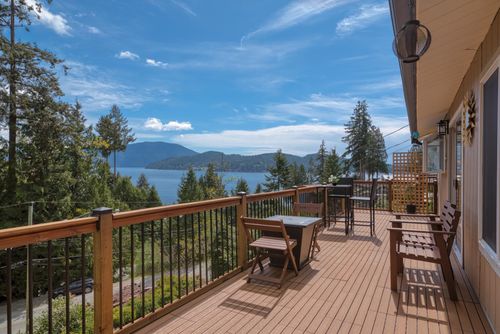 1849 North Rd, Gibsons, BC, V0N1V1 | Card Image
