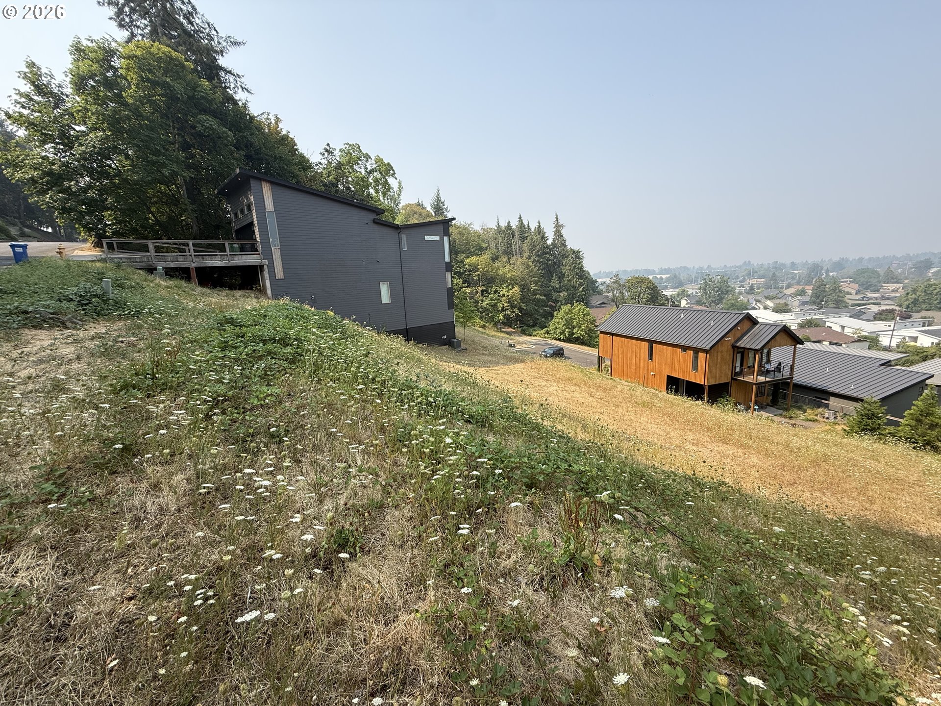 Land in Eugene 4