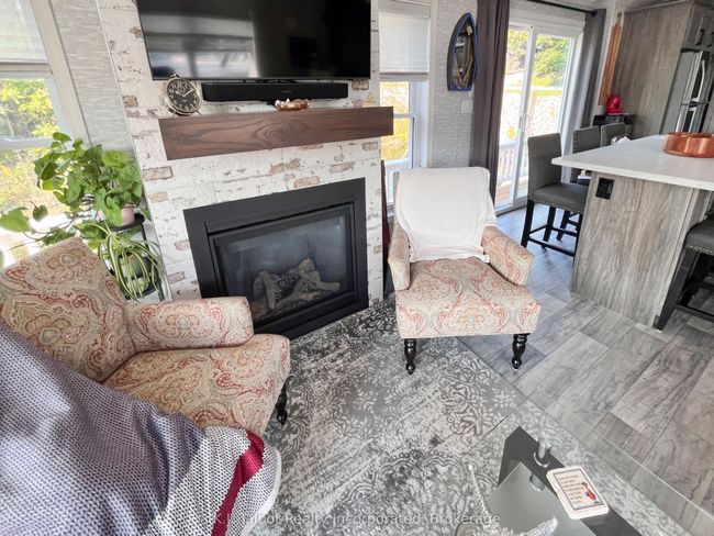 100 N Harbour Rd W, Home with 2 bedrooms, 1 bathrooms and 1 parking in Goderich ON | Image 19