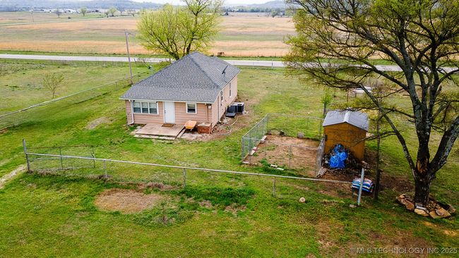 28360 Arbeka Rd, House other with 2 bedrooms, 1 bathrooms and null parking in Henryetta OK | Image 17