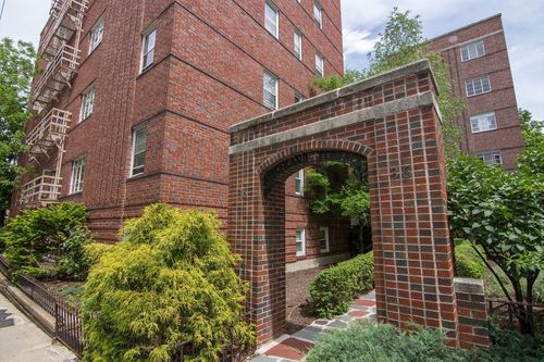 29-36 Highland Ave, Cambridge, MA, 02139-1029 | Card Image