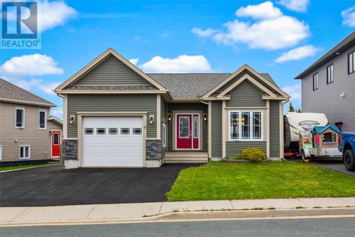 9 Sequoia Dr, St. John's, NL, A1H0K1 | Card Image