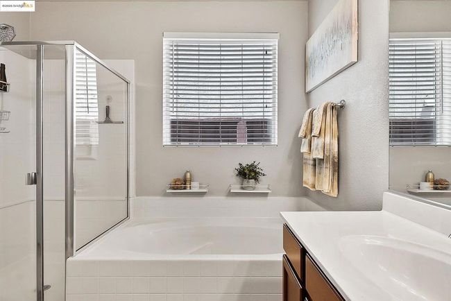 1525 Sycamore Dr, House other with 4 bedrooms, 2 bathrooms and 2 parking in Oakley CA | Image 40